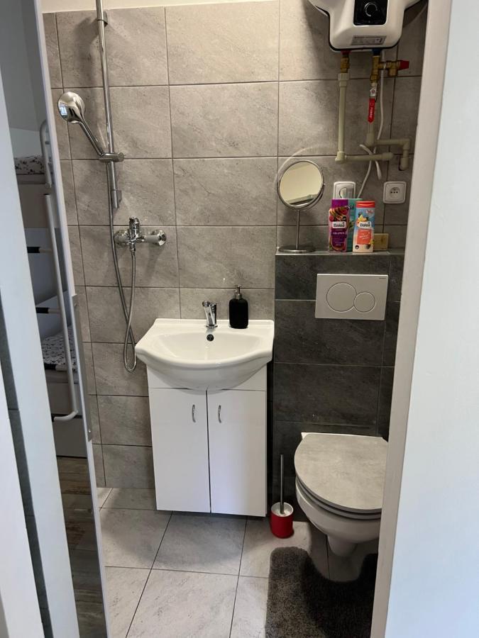 Kapsle Luhacovice Apartment Bagian luar foto